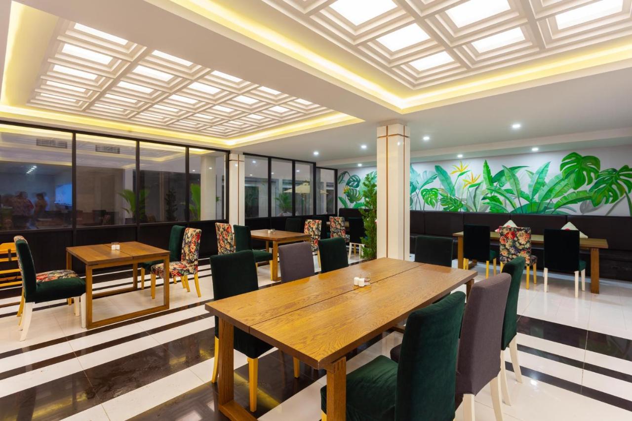 Anona Beachfront Phuket Resort-Sha Extra Plus Patong 외부 사진