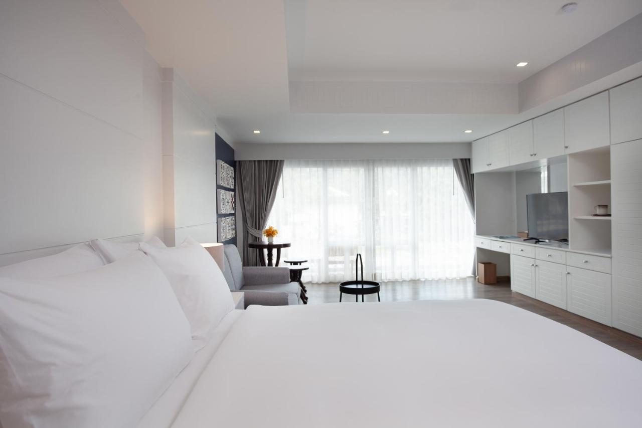 Anona Beachfront Phuket Resort-Sha Extra Plus Patong 외부 사진