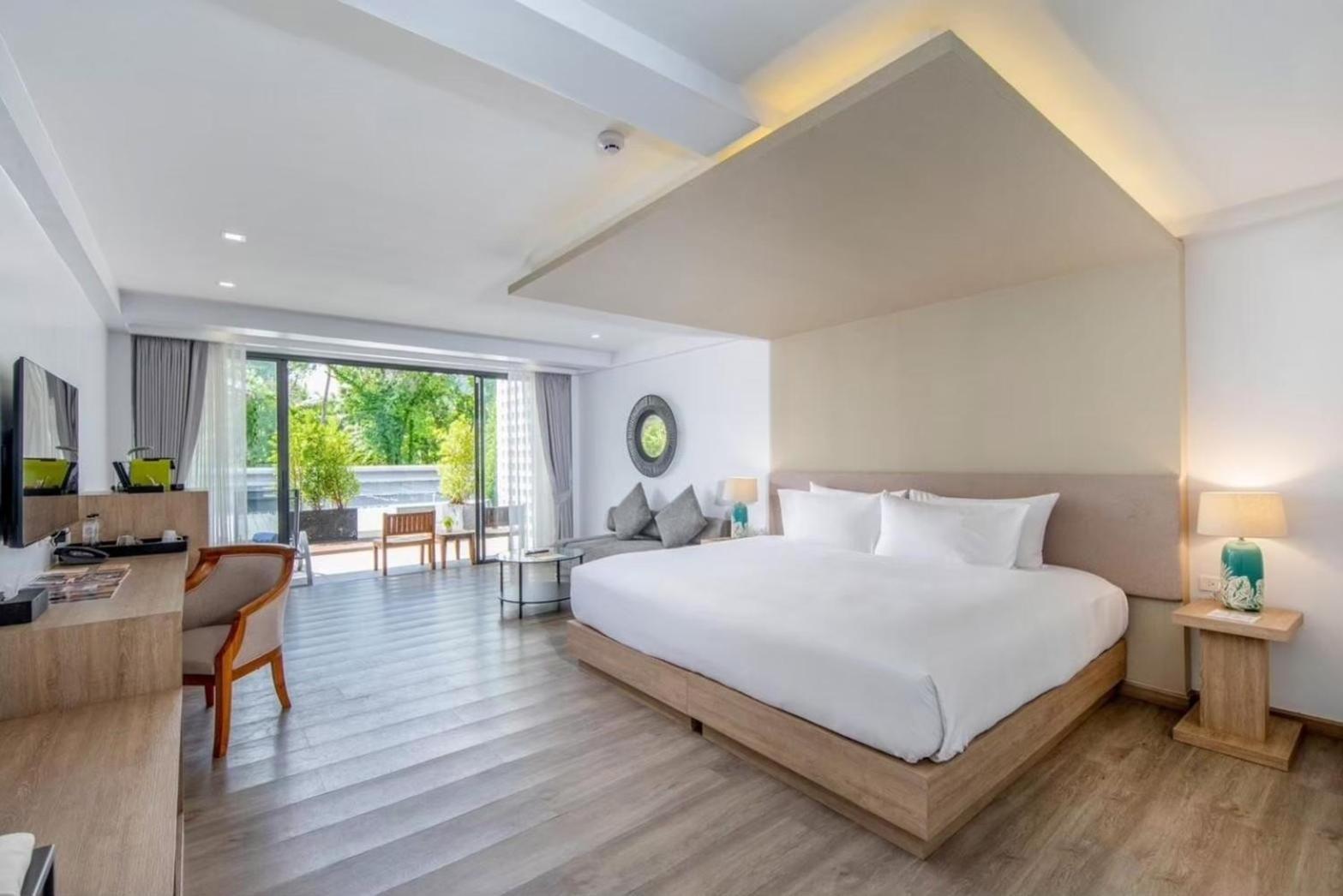 Anona Beachfront Phuket Resort-Sha Extra Plus Patong 외부 사진