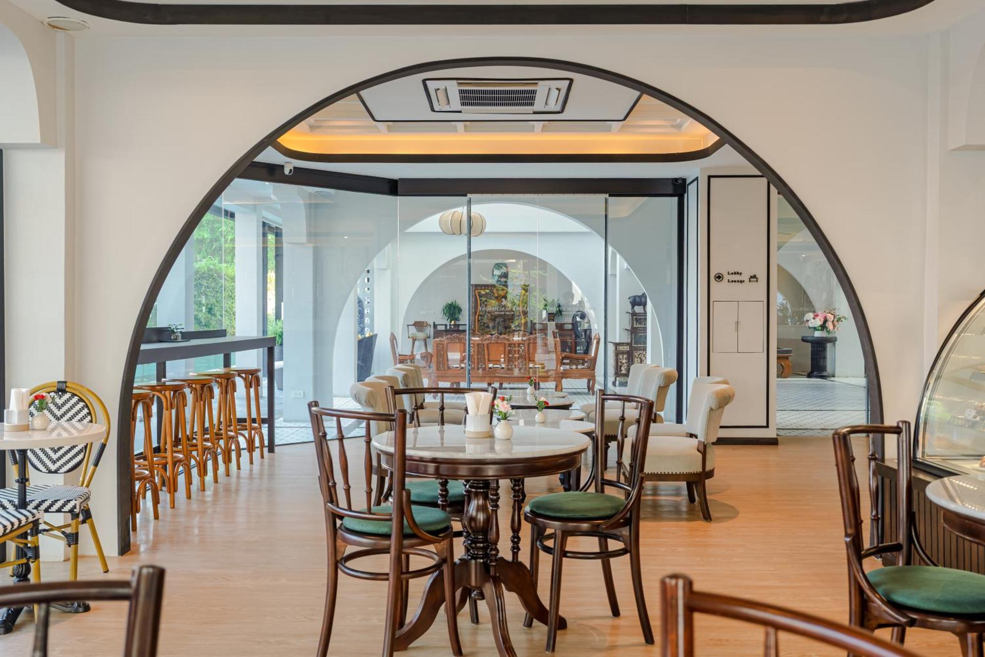 Anona Beachfront Phuket Resort-Sha Extra Plus Patong 외부 사진
